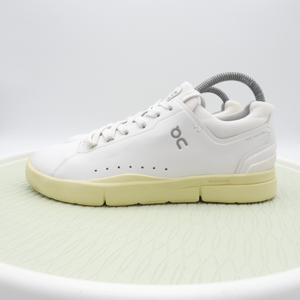 On Running The Roger Advantage White Ivory Sneakers Womens 8 48.98958